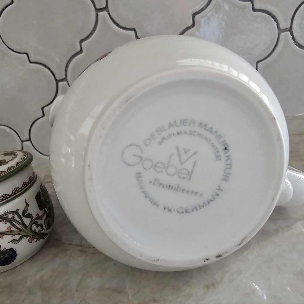 Goebel tea set berry